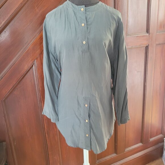Sunny Leigh Gray Button-Down Tunic Shirt M 100% Silk Lightweight Long Sleeve - Picture 1 of 6